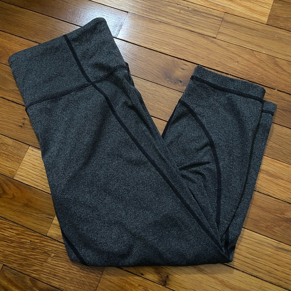 Athleta salutation capri - gray crop leggings